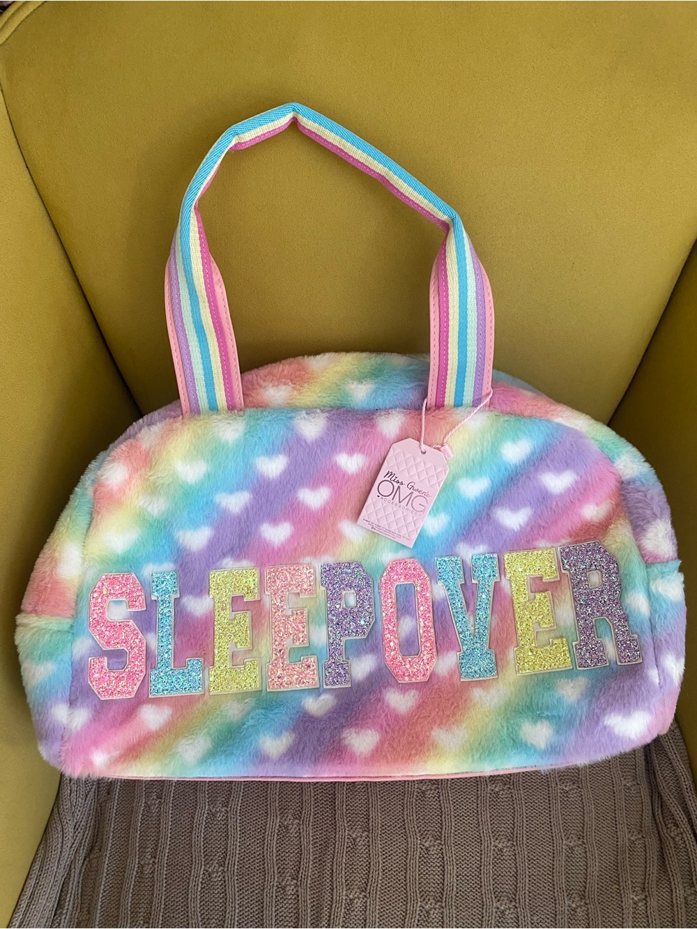 miss gwen's omg accessories dance sleepover bag